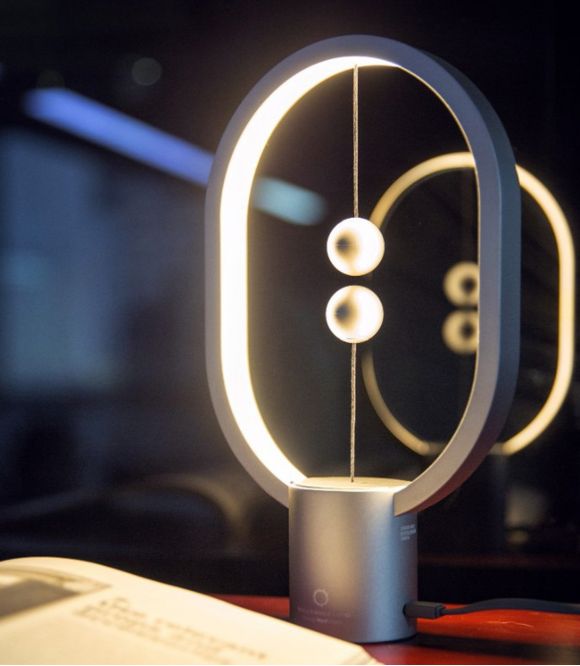 MINI LAMPE MAGNETIQUE HENG BALANCE