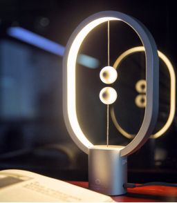 MINI LAMPE MAGNETIQUE HENG BALANCE