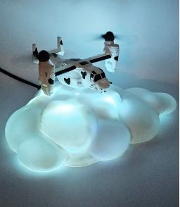 BOEING-BELL V22 OSPRAY EN LEVITATION SUR NUAGE