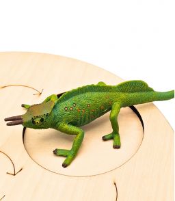 FIGURINES CYCLE DE VIE DU CAMELEON