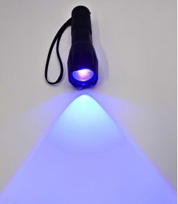 LAMPE TORCHE LED UV/BLANCHE 3W