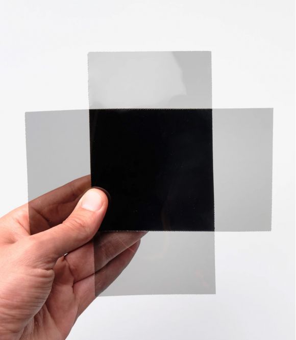 FEUILLE DE FILTRE POLARISANT 80X160 MM