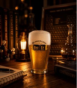 VERRE A BIERE ELEMENT CHIMIQUE BE ER