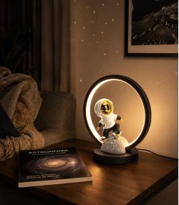 LAMPE CERCLE ASTRONAUTE