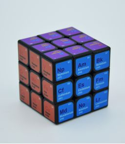 RUBIK'S CUBE CLASSIFICATION PERIODIQUE DES ELEMENTS CHIMIQUES