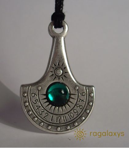 COLLIER CADRAN SOLAIRE NIL