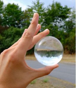 BOULE DE CRISTAL EN VERRE Ø70 MM